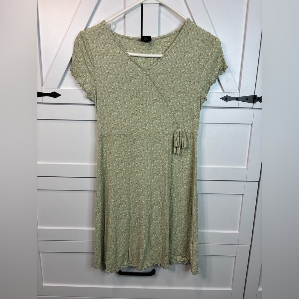 art class Light Sage Green Floral Midi Dress girls size 10/12